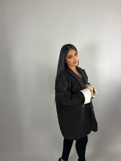 Blazer oversize marron à revers blancs